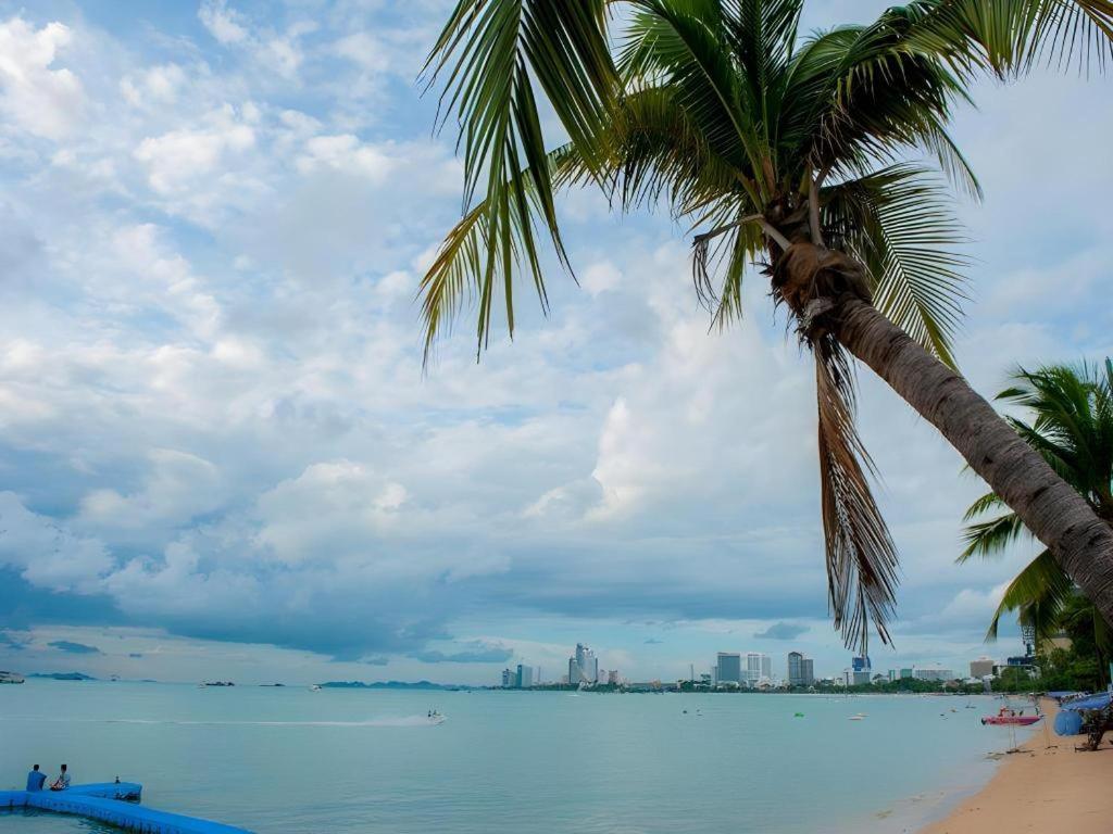 Lido Beach Hotel Pattaya Eksteriør billede