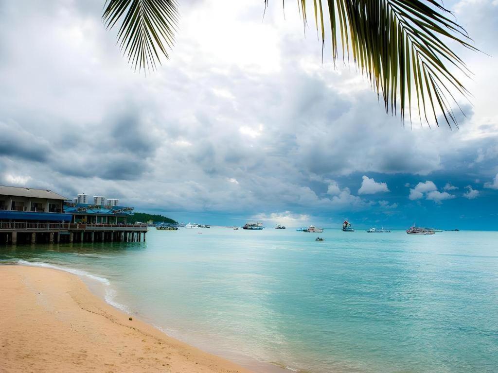 Lido Beach Hotel Pattaya Eksteriør billede