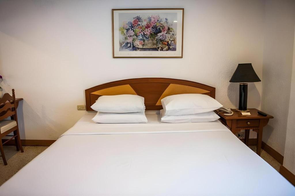 Lido Beach Hotel Pattaya Eksteriør billede