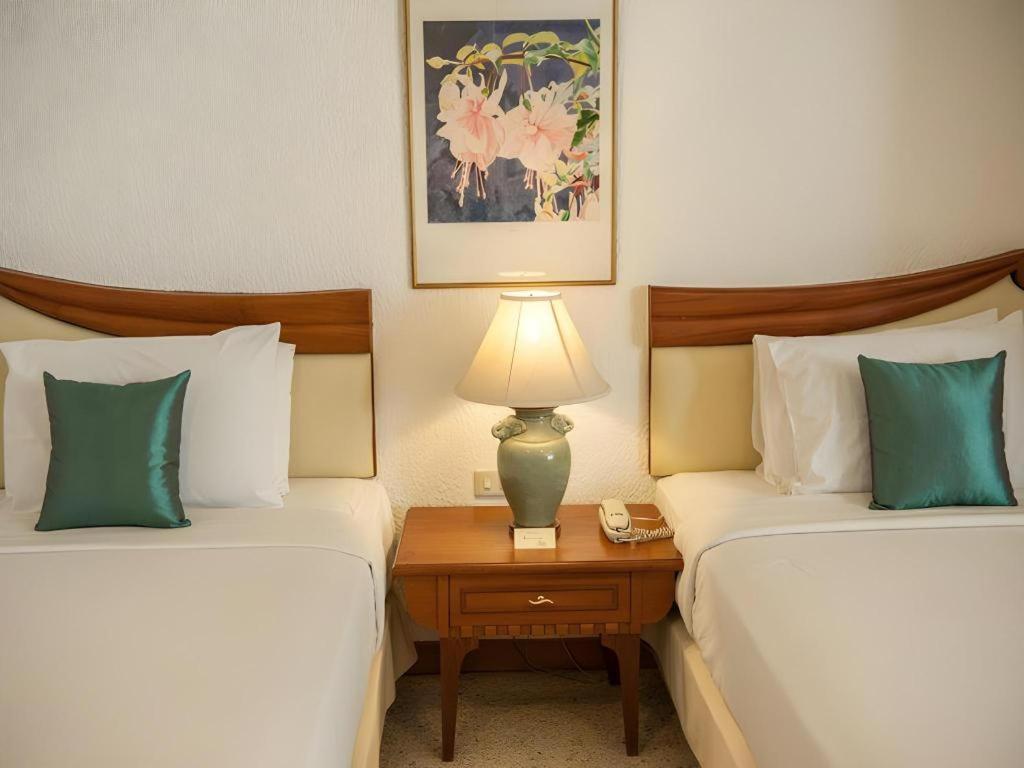 Lido Beach Hotel Pattaya Eksteriør billede