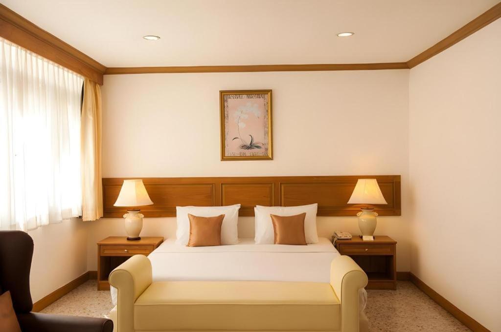 Lido Beach Hotel Pattaya Eksteriør billede